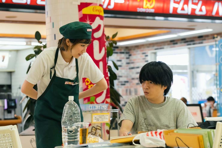 映画『笑いのカイブツ』シーン写真
松本穂香　主演：岡山天音×原作：ツチヤタカユキ×監督：滝本憲吾